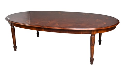Italian Fratino Inlaid Oval Dining Table, 20th c, Mixed Woods incl. Burl Walnut, Oval Top with