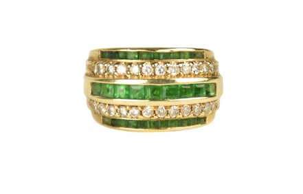 14K Yellow Gold Emerald Diamond Ring.  Size 8 wt. 11.7 grams