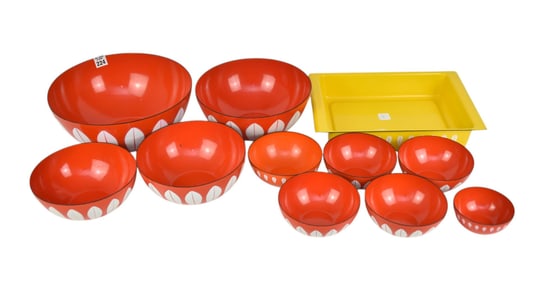 11 pc. Collection of Catherine Holm, Norway, Graduated Bowls & 1 Yellow Baking Dish