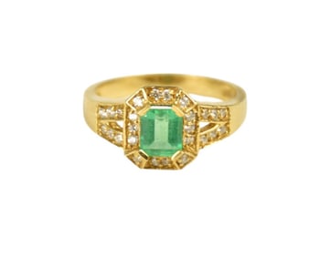 18K Yellow Gold Emerald Diamond Ring. Size 9 wt. 5.6 grams. Emerald 6x5mm