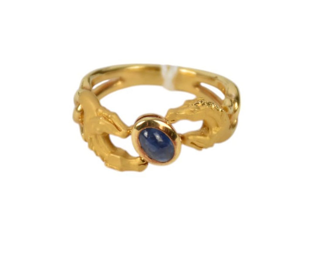 Carrera y Carrera Double Horse Sapphire Band in 18K Yellow Gold. Size 6.75 wt. 6.3 grams: Carrera y Carrera Double Horse Sapphire Band in 18K Yellow Gold. Size 6.75 wt. 6.3 grams
