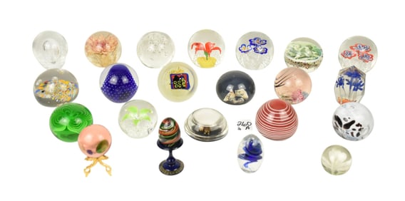 Collection of 22 Assorted Paperweights - A collection of 22 paperweights. Most art glass, some