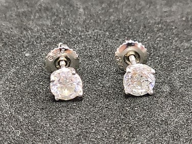 14K white Gold Diamond Earring Studs. .5 carats each SI II H-J screw backs