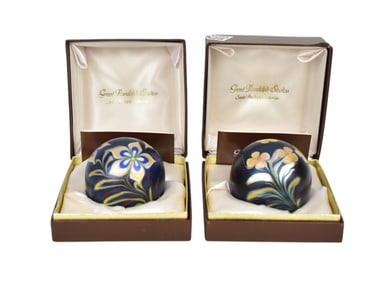 2 Paperweights Grant Randolph Studios, in Original Box