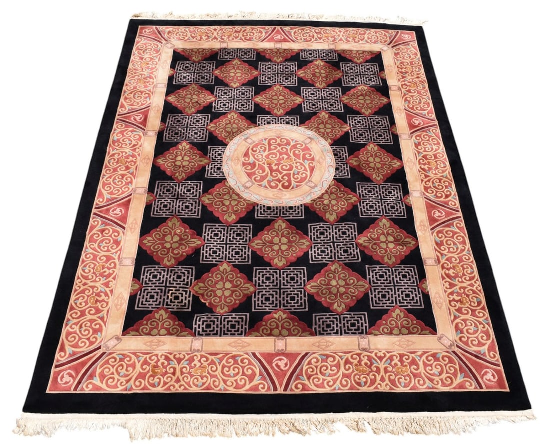 Large Chinese black and beige Rug / Carpet. 9 x 12 feet (1 of 4)