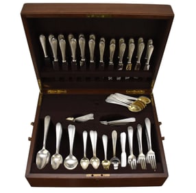 Gorham Sterling Silver Flatware. 174 pieces, 12 Dinner Forks, 11 Salad/Dessert Forks, 12 Ice Cream