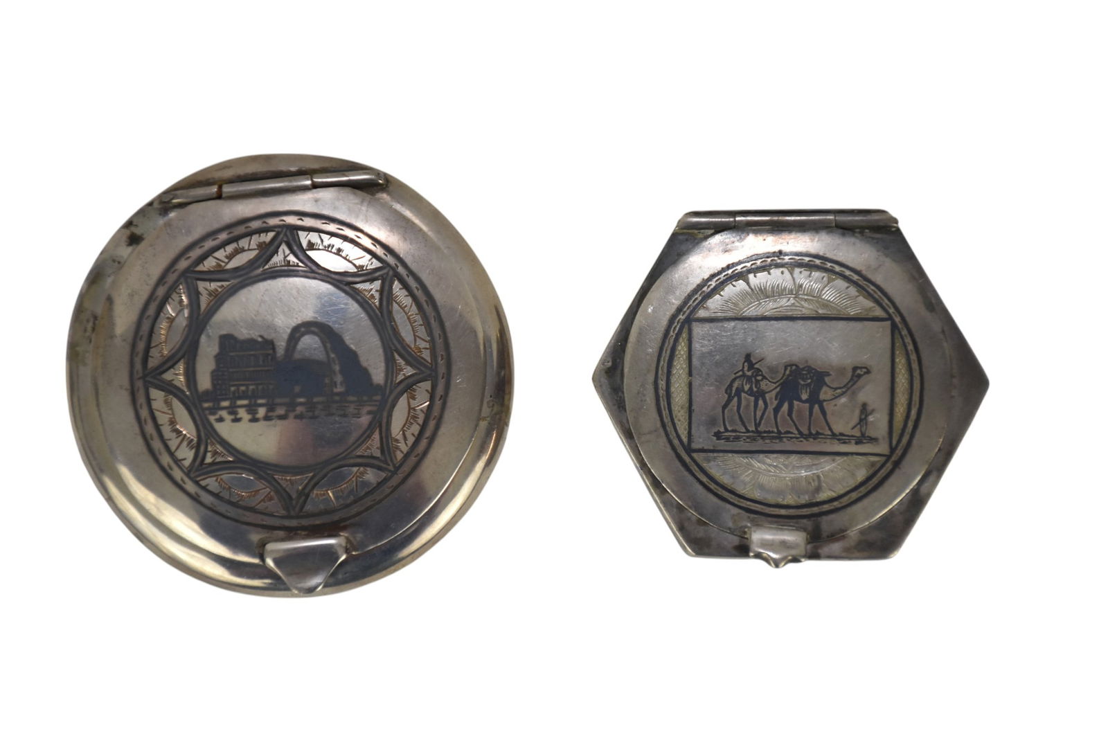 5 Iraqi Sterling Ladies Compacts Each with Different Niello Design and 1 Sm. Box (1 of 9)