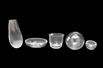 Collection MCM Swedish Art Glass, Kosta & Orrefors, LINDSTRAND - A collection of 5 pieces of