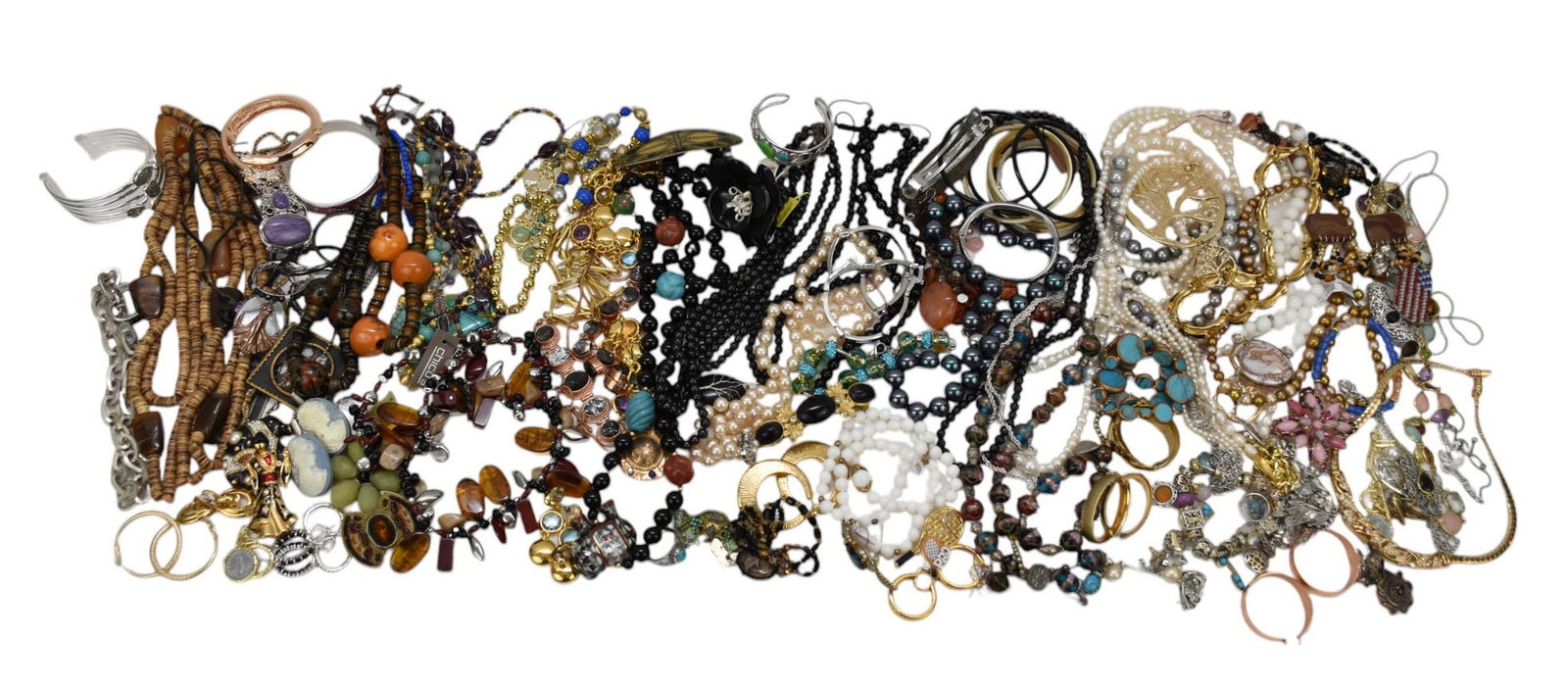 Large Costume Jewelry Lot. Some Designers. Necklaces, bracelets earrings, Pendants and Brooches (1 of 12)