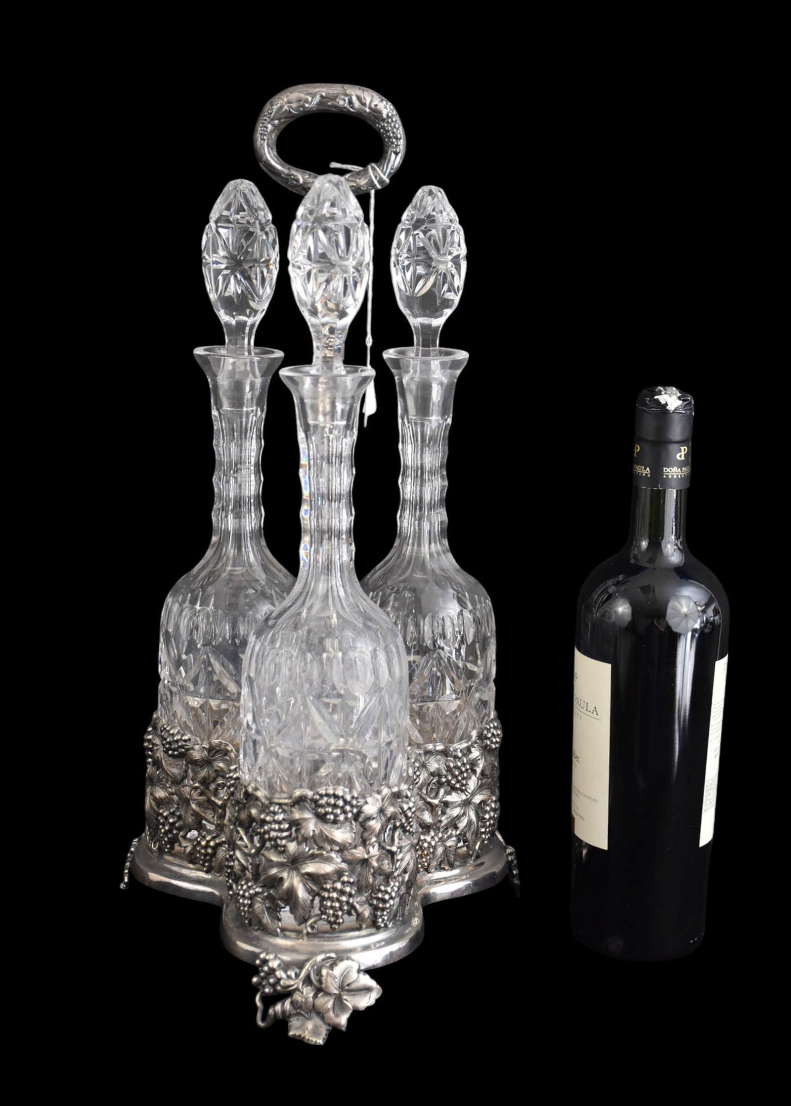 Topazio Silverplated and crystal Cruet Set, A Set Of 3 Crystal Decanters In A Base Of 3 Round (1 of 10)