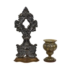 Italian Baroque Silver Reliquary & Chalise - An antique Baroque hand chased silver reliquary, c.