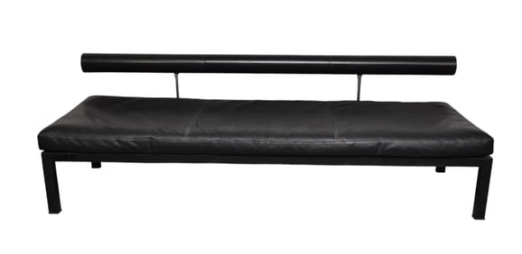 'Sity' Daybed Sofa Antonio Citterio for B&B Italia - Italian. C. 1980s. Steel frame and backrest,