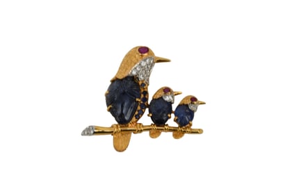 18K Yellow Gold Bird Pin Brooch Diamonds Sapphire & Rubies. Wt. 21 grams 1.75" x 1.5"