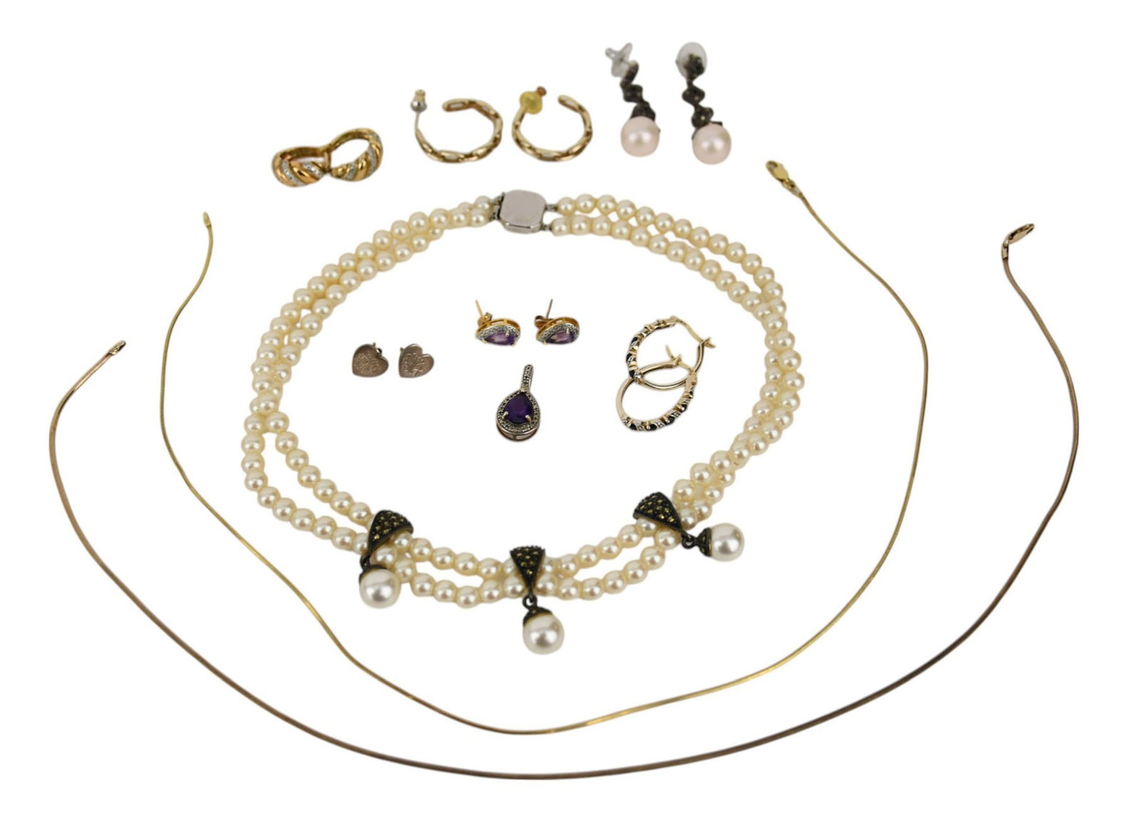 Sterling Silver Jewelry Lot, Necklaces, earrings, Pendant. Wt. 39.3 grams: Sterling Silver Jewelry Lot, Necklaces, earrings, Pendant. Wt. 39.3 grams