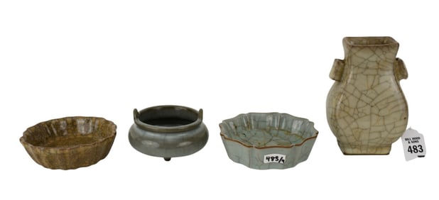 Four Chinese Crackle Glazed Vessels - Four Chinese porcelain (stoneware) articles with crackle