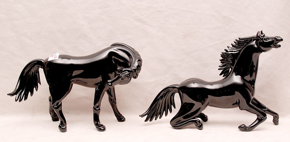 Pair of black glass Murano horses, 9 1/8"h x 12 1/2"w: Pair of black glass Murano horses, 9 1/8"h x 12 1/2"w