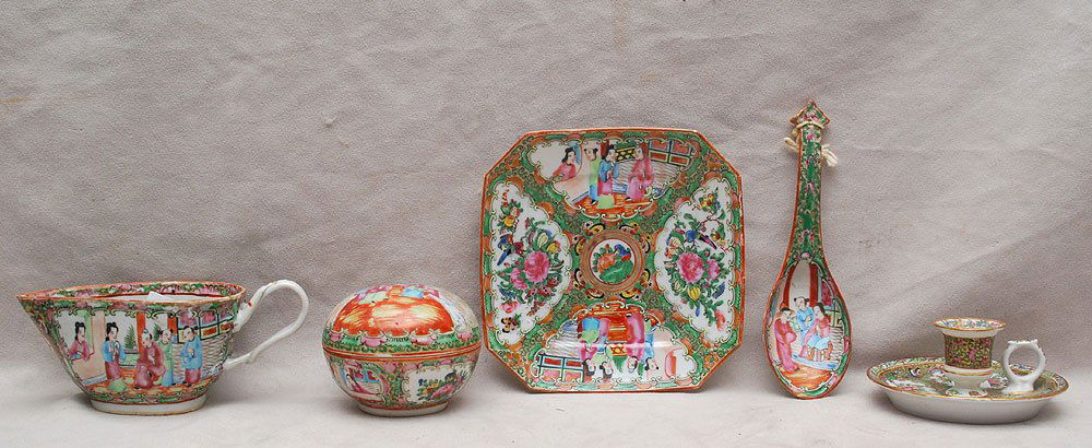 5 pieces Rose Medallion, incl; (1) sauce boat, (1) cand: 5 pieces Rose Medallion, incl; (1) sauce boat, (1) candlestick, (1) spoon, (1) square plate and (1) covered box secured lid
