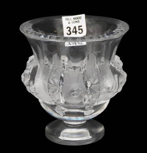 Lalique Dampierre Vase, Decorated with Carved Birds in Satin Crystal Signed. Size 4.5" x 5" In great: Lalique Dampierre Vase, Decorated with Carved Birds in Satin Crystal Signed. Size 4.5" x 5" In great condition has a very tiny nick on rim