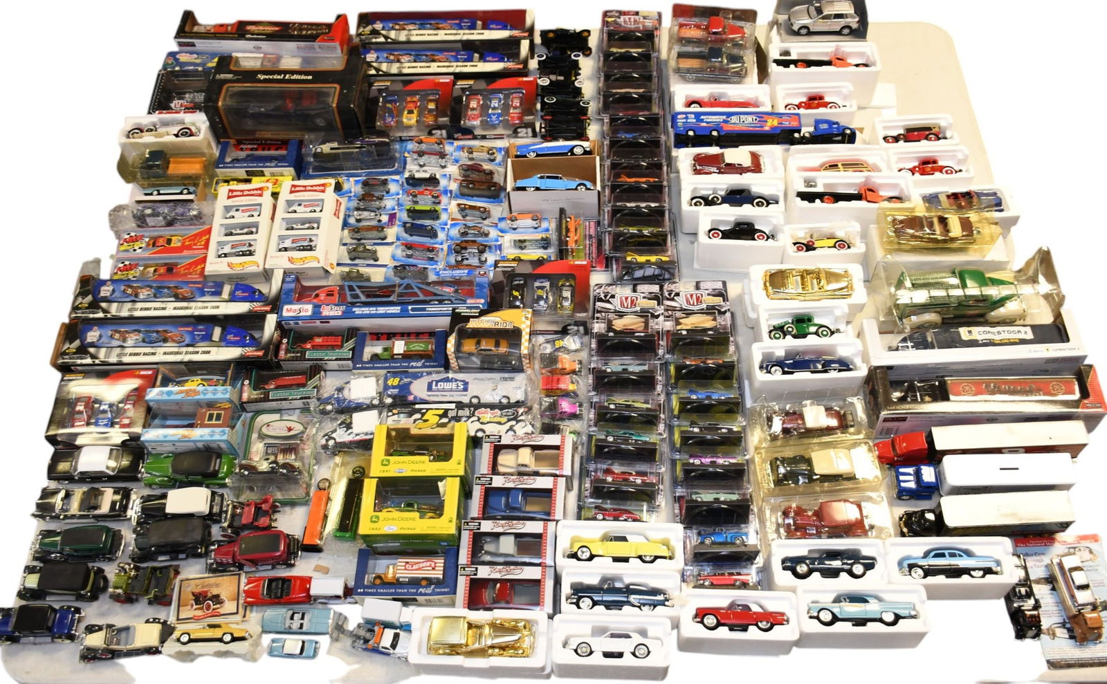 Estate Model Car Lot - Die-cast cars and trucks. Hot Wheels, Maisto, M2 Machines, and more! (1 of 17)
