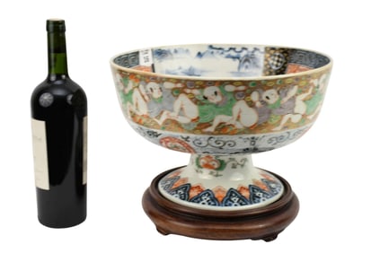 Imari Centerpiece Pedestal Bowl, Japanese - Large porcelain bowl with Imari decoration and a band of