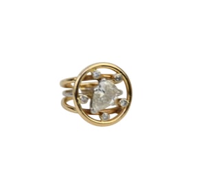 14K Yellow & White Gold Diamond Ring. Pear shape 1.5 carats surrounded by 5 diamonds. SI1-2 G-H Size