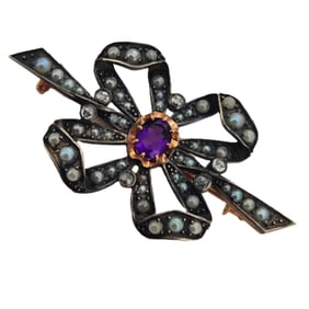 Vintage Imperial Era Rose Gold, Rose cut Diamonds, Pearl, Amethyst. Pin Brooch. Total weight; 12.5
