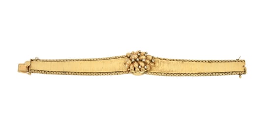 14k Yellow Gold Geneve Hidden Watch. 17 jewels band 7" wt. 40.7 grams not working needs service.