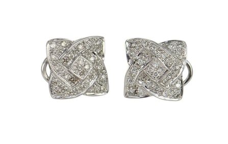 14K White Gold Diamond Earrings. 1/2" wt. 5.6 grams