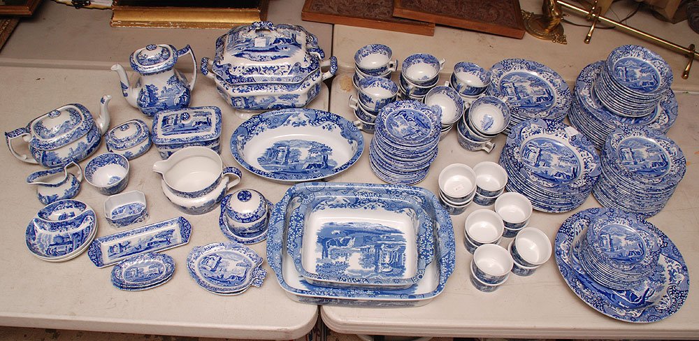 Large set of Spode china service "Italian" modern, incl: Large set of Spode china service "Italian" modern, incl; (15) 10 1/2" plates, (12) 9" plates, (24) 7 1/2" plates, (12) 9" soups, (12) shallow bowls, (12) 6" plates, (24) teacups, (24) saucers, (13) 3 