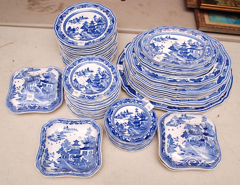 Set of Spode china service (older), incl; (19) 9 1/2" d: Set of Spode china service (older), incl; (19) 9 1/2" dinner plates, (17) 8" plates (2 chipped), (10) 7" plates, (9) graduated platters (3 sizes), (4) square serving dishes, 2 with lids, (5) 16" platt