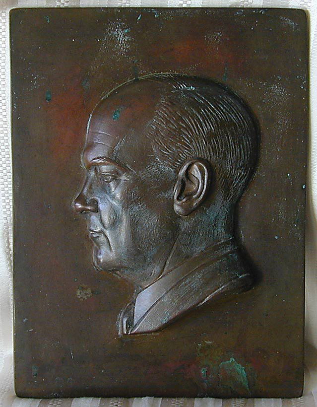 PAUL MANSHIP (AMER 1885-1966) BRONZE A bronze plaque by: PAUL MANSHIP (AMER 1885-1966) BRONZE A bronze plaque by the renowned American sculptor Paul Manship depicting Eisenhower?, dated 1937, Roman Bronze Work, NY, 13" x 9 5/8".