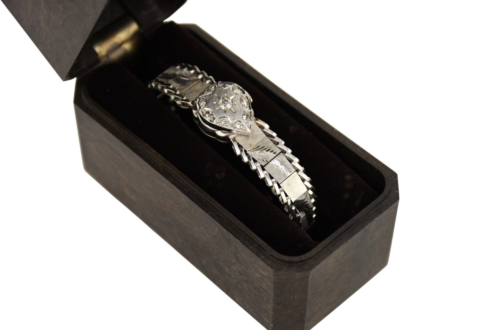 14K White Gold Hidden Watch. Wt. 23 grams need service. 6" inner circumference: 14K White Gold Hidden Watch. Wt. 23 grams need service. 6" inner circumference