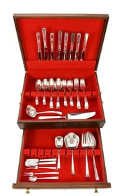 56 Pieces of Towle Craftsman Sterling Silverware Flatware. 8 Knives , 8 Dinner forks 7 3/8", 8