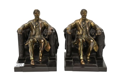 Vintage Metal Sculptural Bookends, Lincoln in Chair after Daniel Chester French. 7" x 5"