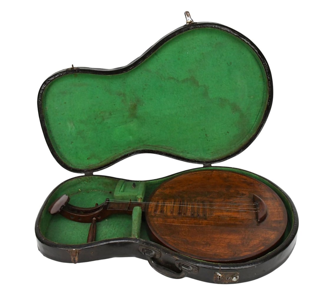 Antique Chinese Moon Lute/Guitar (Yueqin), A Traditional Chinese String Instrument, Round Hollow (1 of 5)