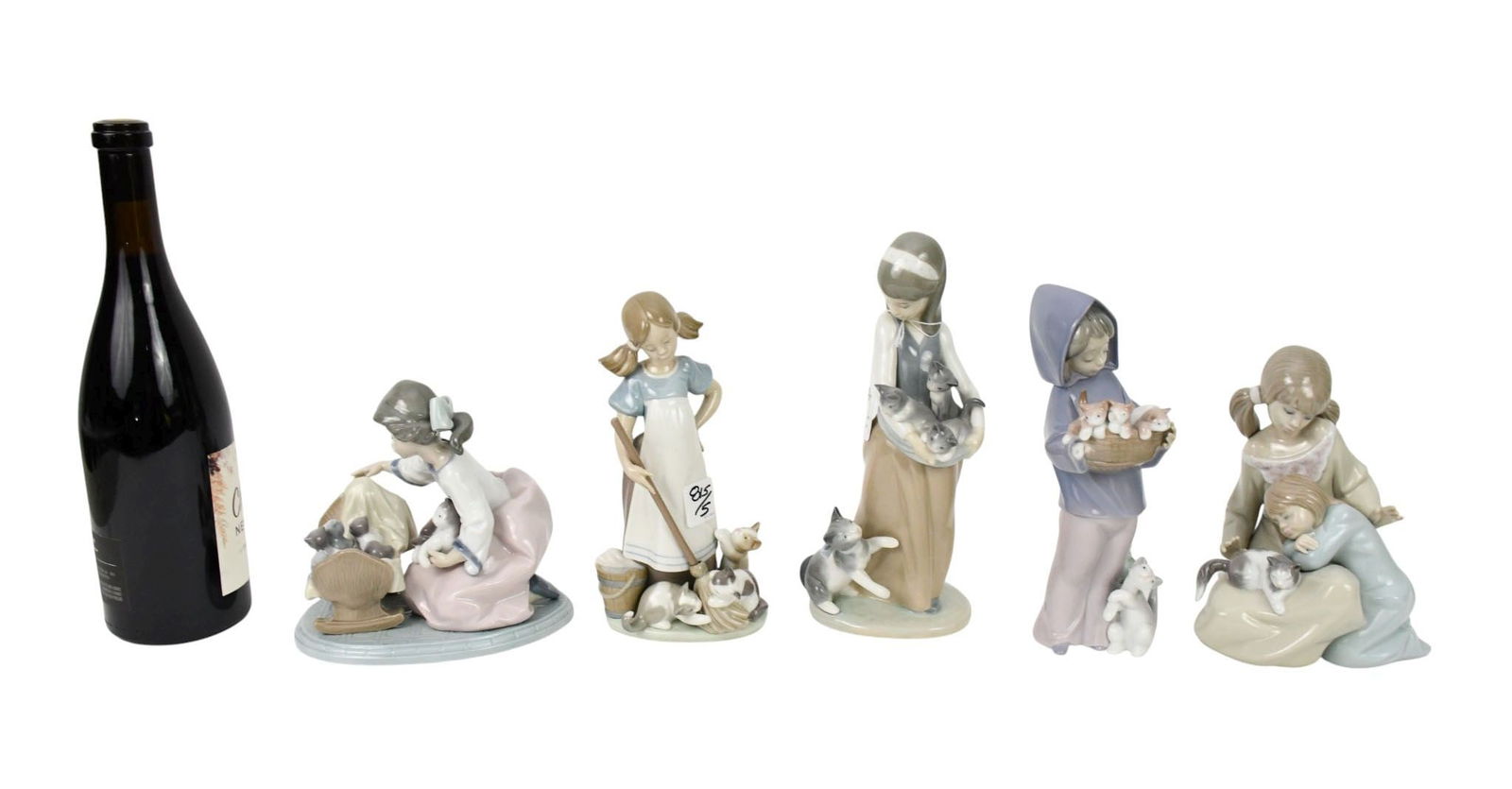 5 Lladro Porcelain Figures, Girls with Cats, (9 1/2"h tallest) & (Widest 7") (1 of 8)