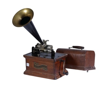 The Graphophone in Oak Case, Columbia Phonograph Co. NY, "Reproducer", With Horn (14"h x 14"w x 8"w)