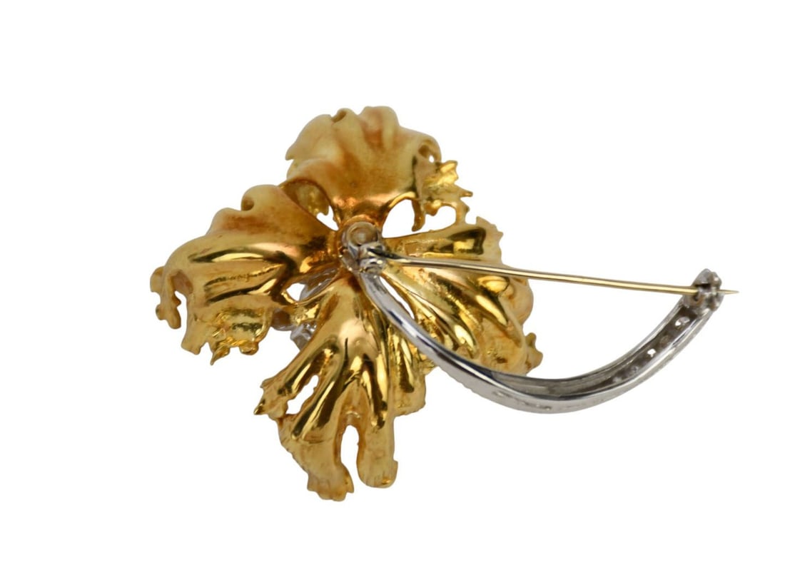 18K Yellow Gold Diamond Brooch. 2" x 1.5" wt. 22.3 grams Center Diamond .33 Si I-II - 5