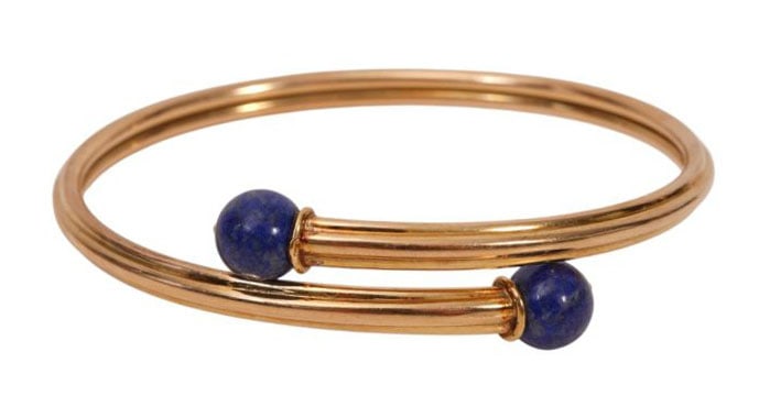 18K Yellow Gold Bangle Bracelet with Lapis Lazuli Balls at Each End. Wt. 13.9 grams. 6" inner: 18K Yellow Gold Bangle Bracelet with Lapis Lazuli Balls at Each End. Wt. 13.9 grams. 6" inner circumference