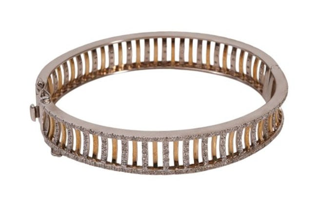 18K (750) Yellow and White Gold Bracelet with 90 Pave Diamonds, Totaling Approx., 1ct. I-2 G/H Wt.: 18K (750) Yellow and White Gold Bracelet with 90 Pave Diamonds, Totaling Approx., 1ct. I-2 G/H Wt. 24.1 grams