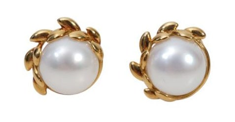 Tiffany & Co Paloma Picasso 18K Yellow Gold Olive Leaf Pearl Stud Earrings. 1/2" wt. 56 grams