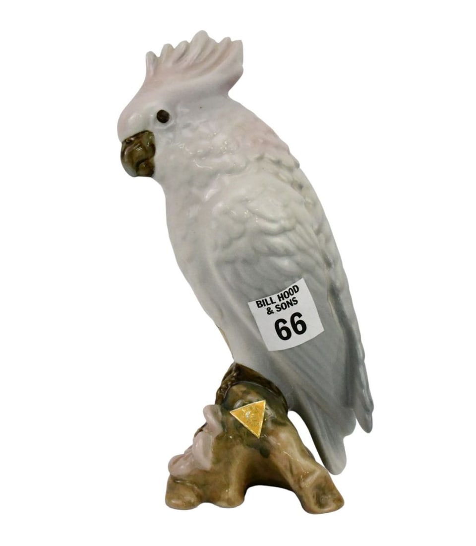 Royal Dux Porcelain Cockatoo, 7 1/4"h x 3"w: Royal Dux Porcelain Cockatoo, 7 1/4"h x 3"w