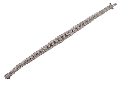 Platinum Diamond Bracelet. 6.5", 32.6 grams, diamond SI2 H/I approx. 4.5 carats