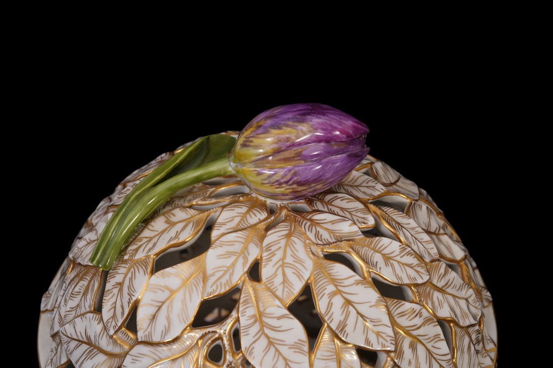 Royal Copenhagen 'Flora Danica' Ice Dome & Stand - Denmark, mid-20th century. Elaborately Pierced - 3