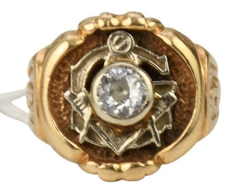 14K Yellow Gold Masonic Diamond Signet Ring. Size 8.5 wt. 11.2 grams. 3/4 carat paved diamond SI1-2