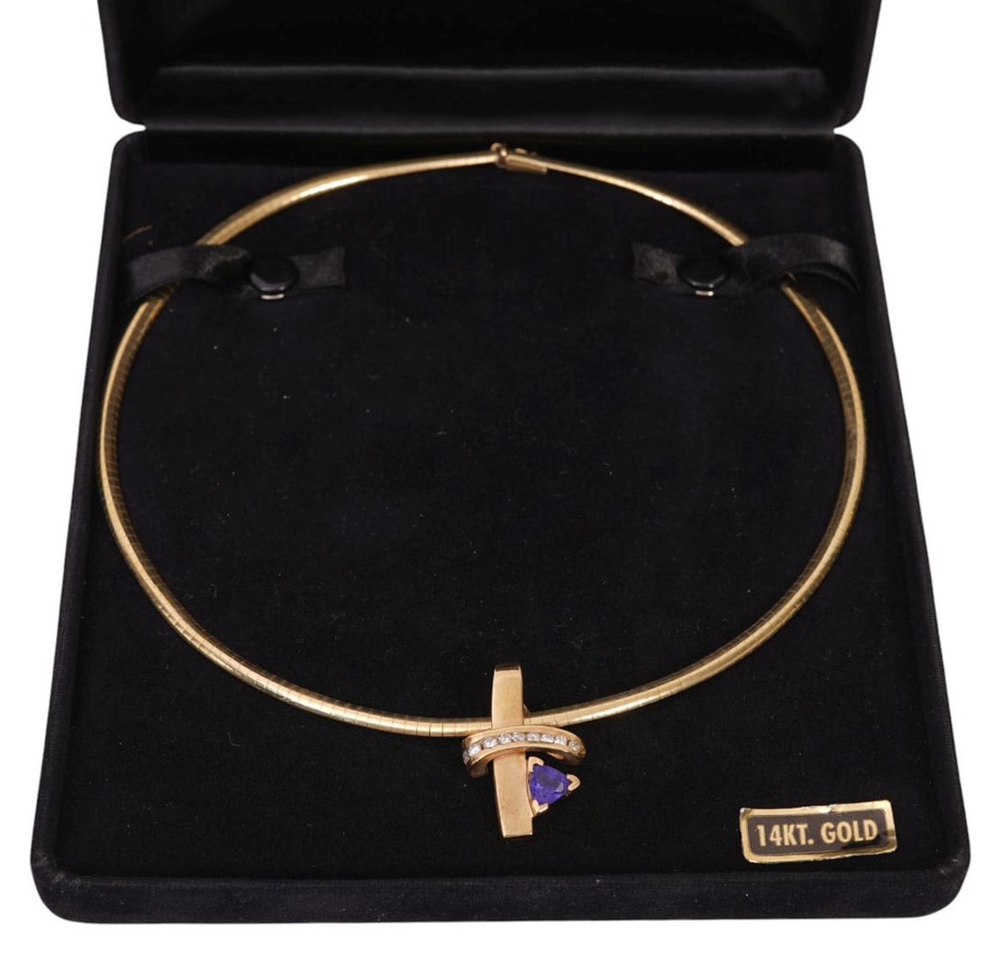 14K Yellow Gold Omega Necklace with Pendant. Necklace 16", Amethyst Diamond Pendant 1.25" Wt. 28.6: 14K Yellow Gold Omega Necklace with Pendant. Necklace 16", Amethyst Diamond Pendant 1.25" Wt. 28.6 grams