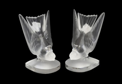 Lalique 'Hirondelle' Swallow Crystal Bookends - France, 20th century. Pair of clear frosted and