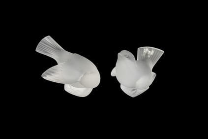 Two Lalique Crystal Sparrow Figurines - France, 20th century. Two clear frosted crystal sparrow