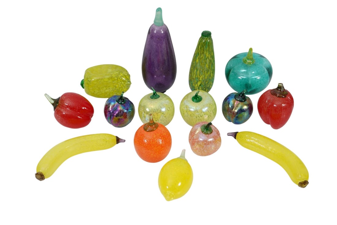 Grouping of 15 decorative art glass fruit pieces , 7 signed Kosta boda other 8 unmarked, Tallest 9": Grouping of 15 decorative art glass fruit pieces , 7 signed Kosta boda other 8 unmarked, Tallest 9" high x 3.25" dia