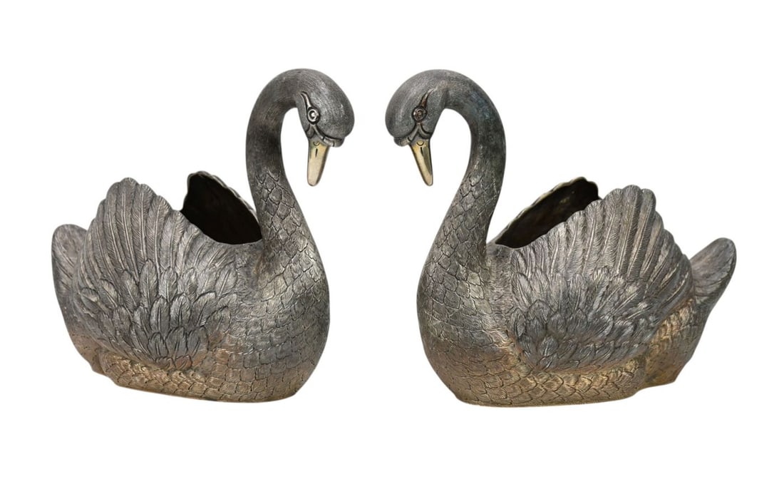 Pair of Fine Sterling Silver Swans. A PAIR OF ELIZABETH II SILVER SWAN (1 of 14)